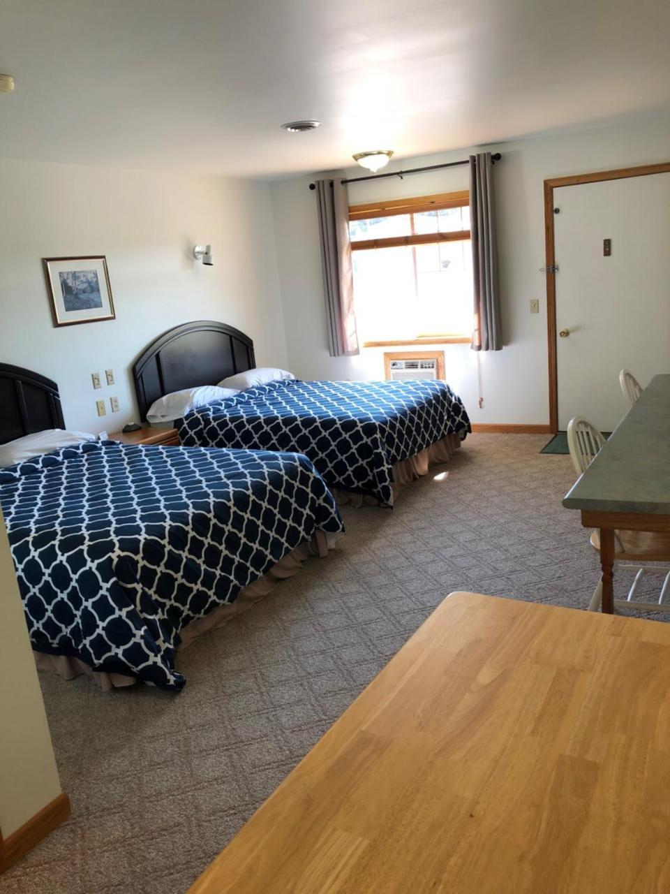 Village Inn Motel Chatham Extérieur photo